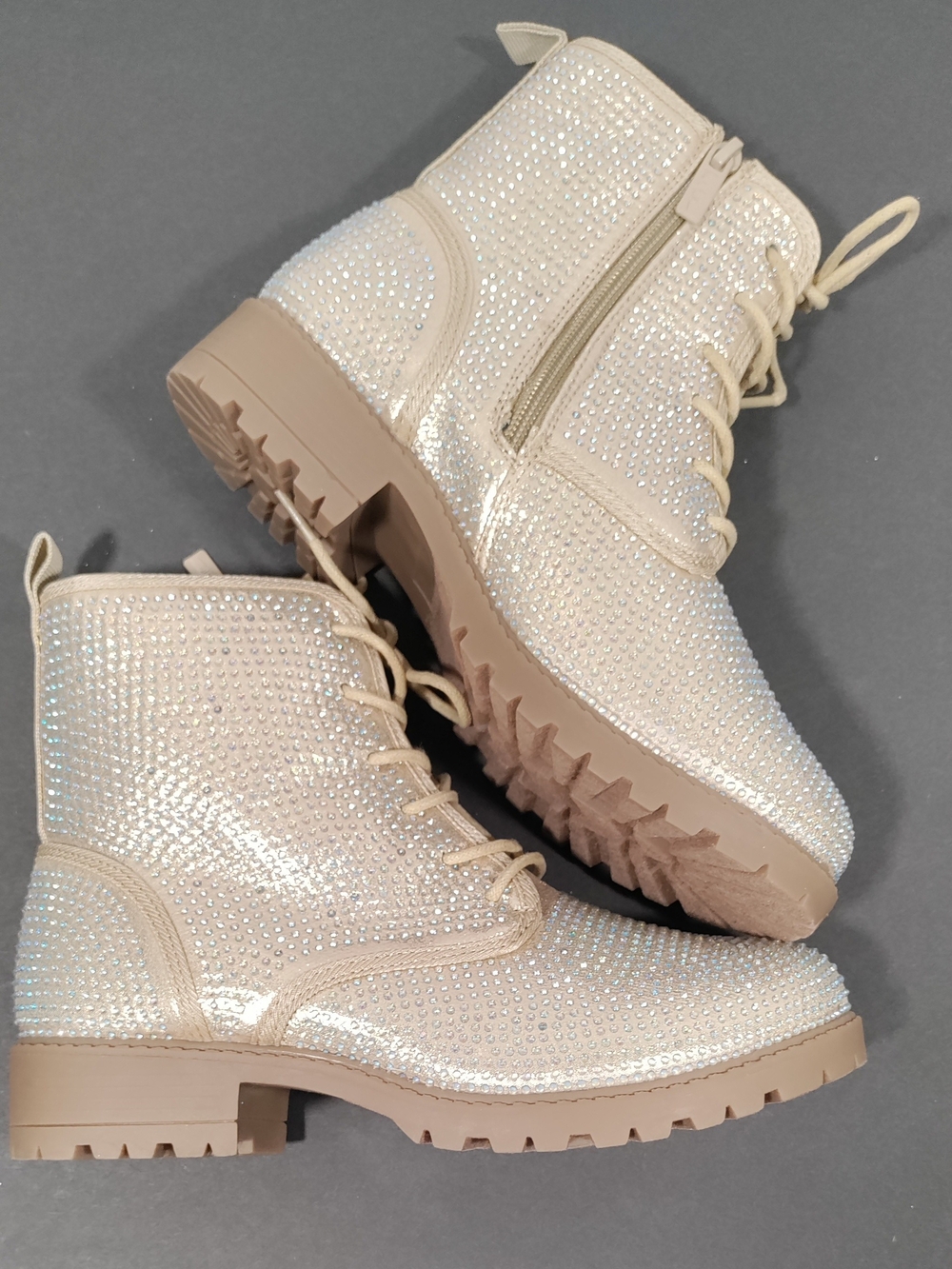 Nicole Miller New York Rhinestone Combat Boots Beige Size 5.5 NEW